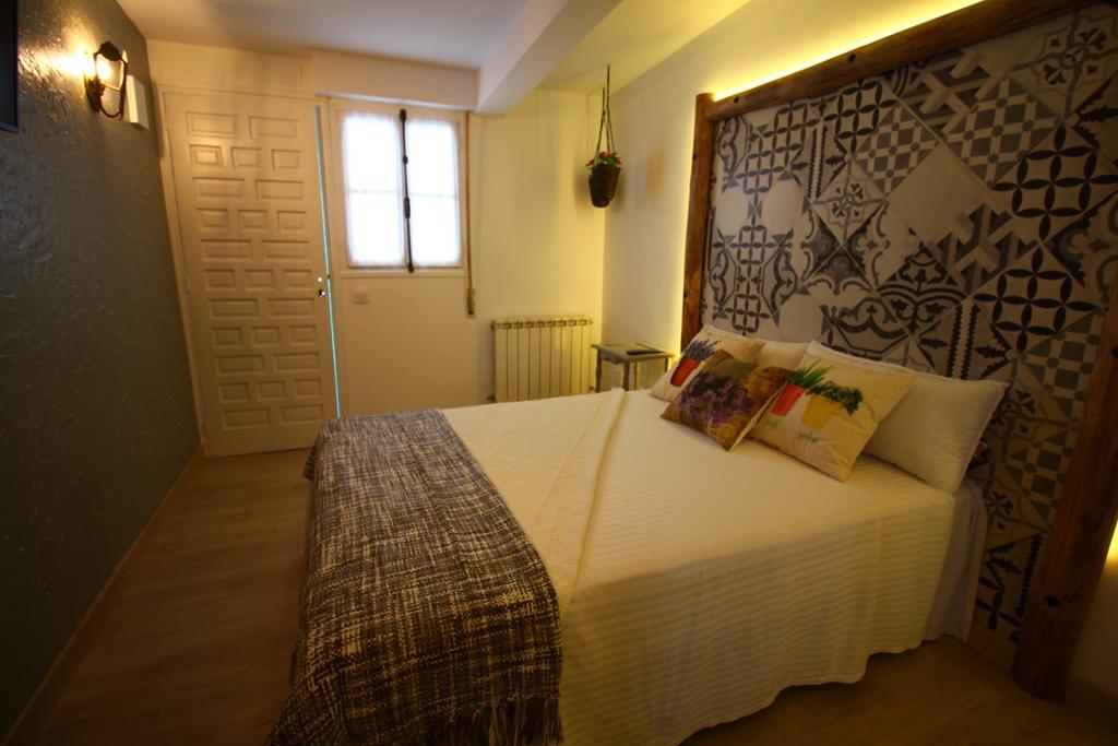 Pension Las Casitas De Santander Auto Check Exterior photo