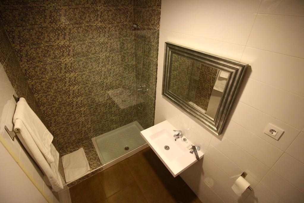 Pension Las Casitas De Santander Auto Check Exterior photo